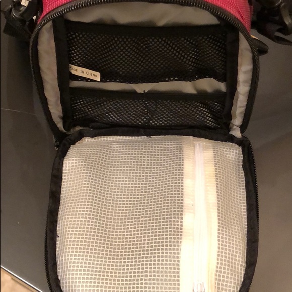 Camera case - Picture 3 of 6